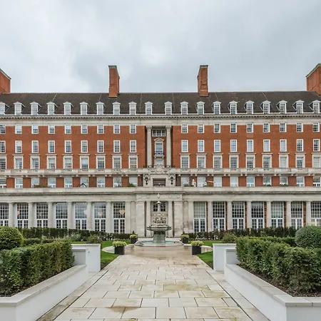 Luxurious By Richmond Park