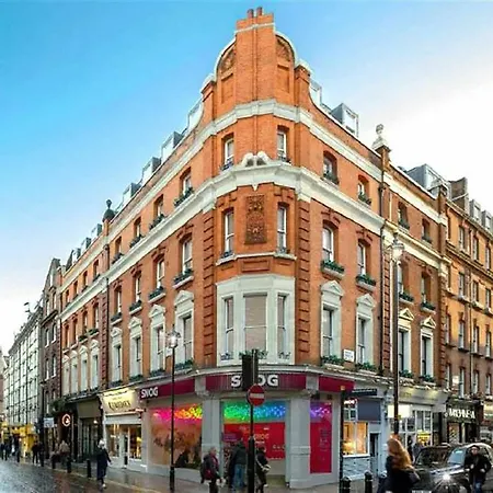The Soho Mandeville Apartment