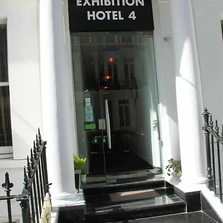 Exhibition Court 4 Hotel 2*