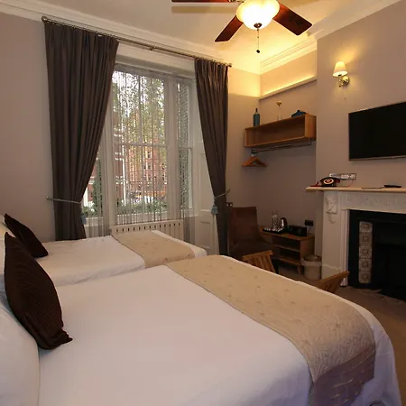 Arosfa By Compass Hospitality 3* Londýn