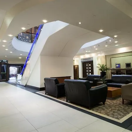 Stamford Bridge 4*