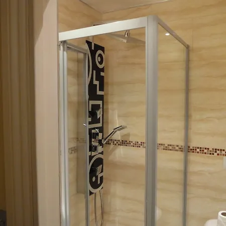 Dylan Earls Court Апартаменты *