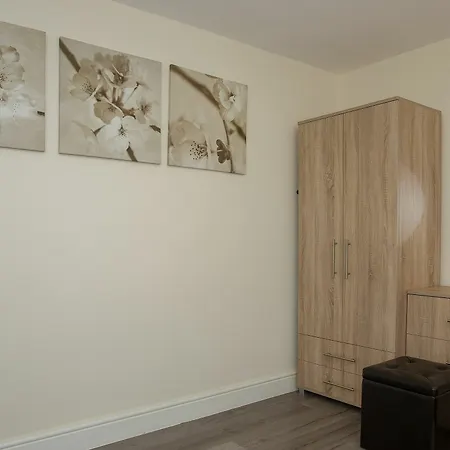Gooseacre 3*
