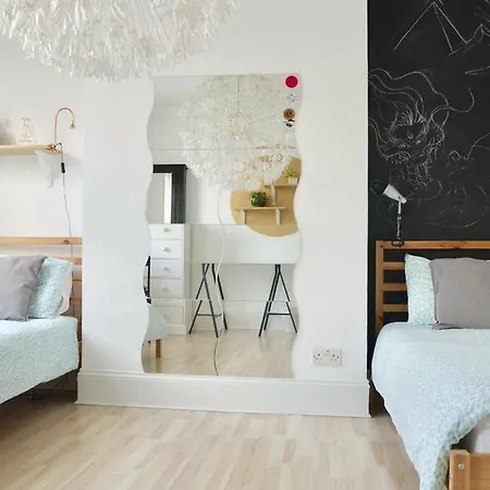 Hotel Artists Nr. Crystal Palace
