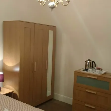 Guest house Acton Lodge Guest House London