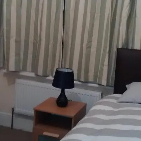Guest house Acton Lodge Guest House London
