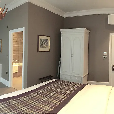 The One Tun Pub & Bed & Breakfast