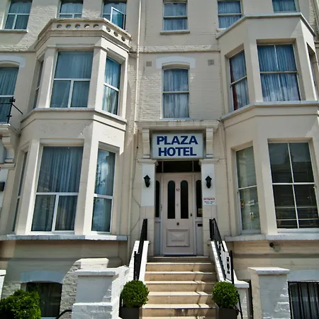 Hotel Plaza 2*