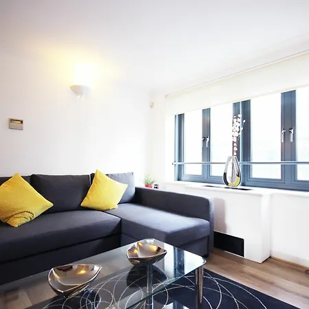 Liverpool Street By Aparts Apartman
