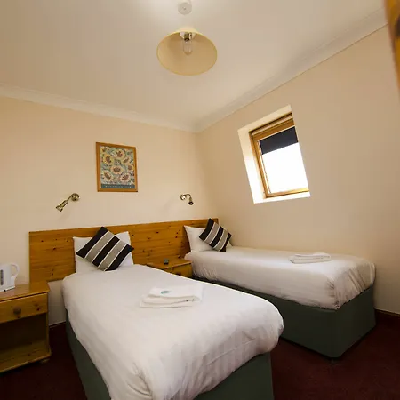 Royal By Saba Hotel 3*