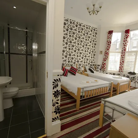 Royal By Saba Hotel London