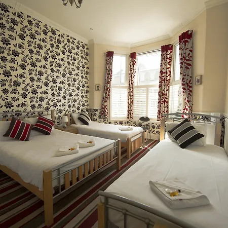 Royal By Saba 3* London