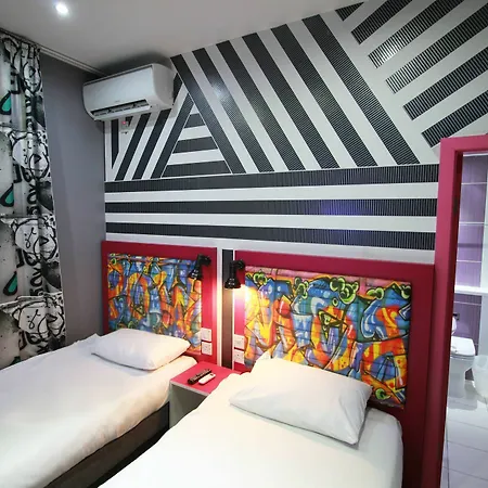 Western Peckham Hotel 3*