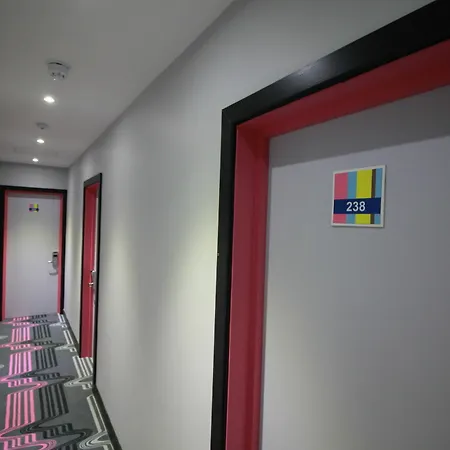 Western Peckham Hotel 3*