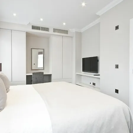 Ashburn Court Londen