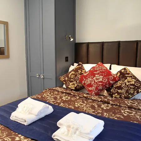 Guest house Metro Star