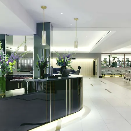 Strand Palace Hotel