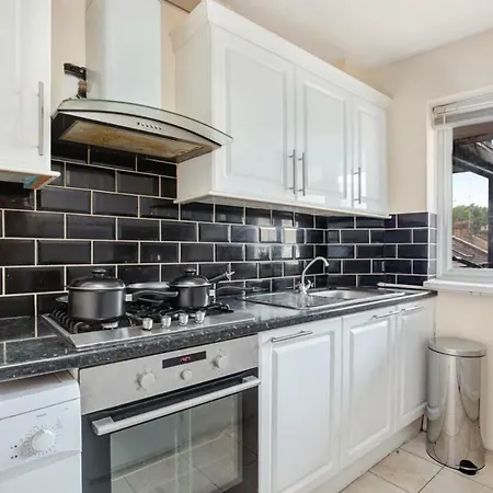 Gasthof Charming In The Heart Of Chiswick