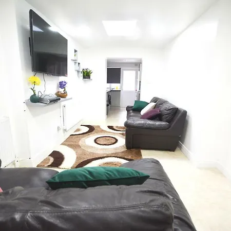 Apartamento Zone 2 Three Bedroom *