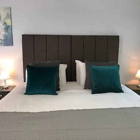 Lexham Gardens By Mayfair Apartment *