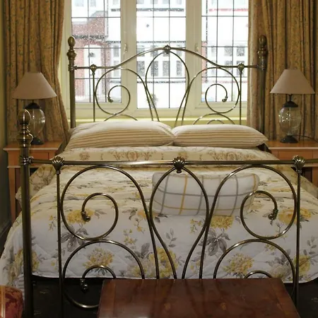 Bay Tree House Bed & Breakfast