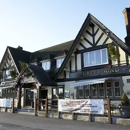 Szálloda Greyhound Carshalton