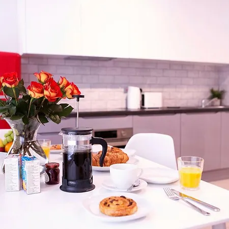 Quiet West End By Indigo Flats Appartamento *