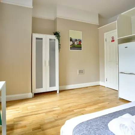 Apartment London Short Term Wembley