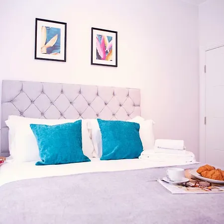Apartment Quiet West End By Indigo Flats