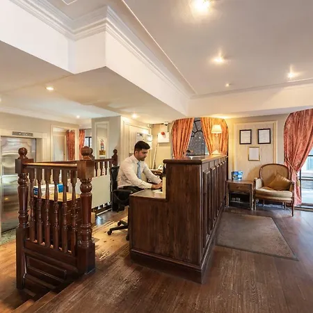 فندق Park Lane Mews لندن