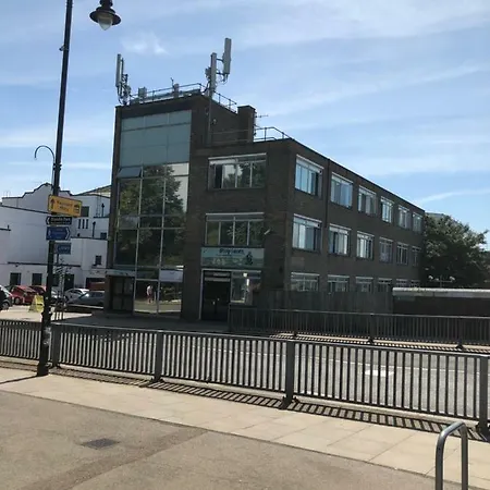 Hotel Western Northfields Ealing 3*