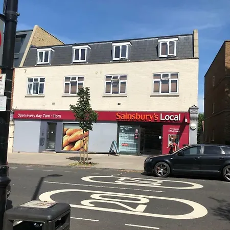 Western Northfields Ealing London
