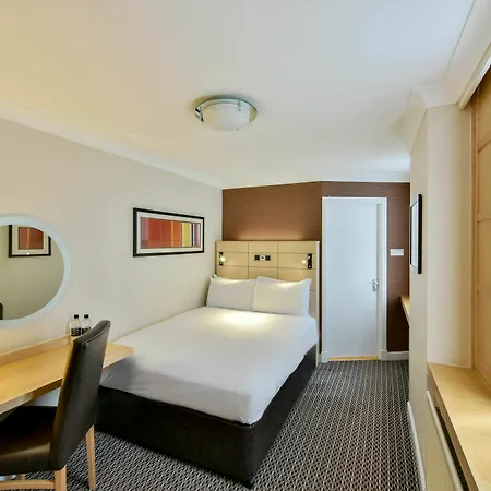 Palace Hotel 4*