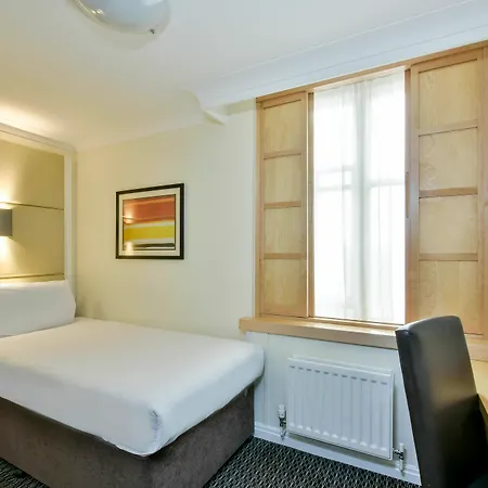 Palace Hotel 4*