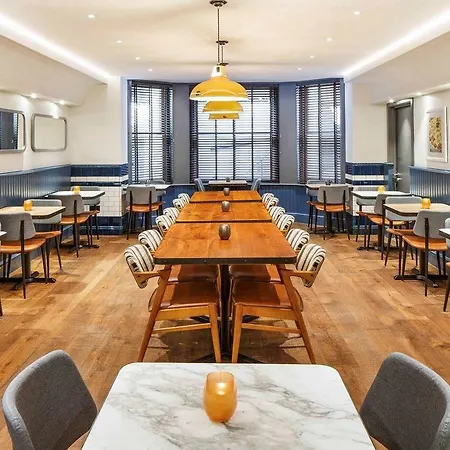 מלון Ibis Styles Gloucester Road 3*