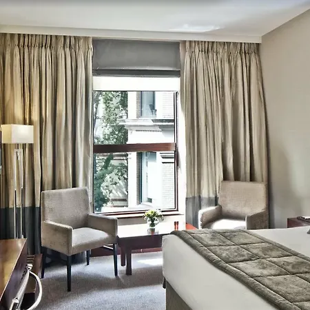 Hotel Leonardo Royal St Paul’s 4*