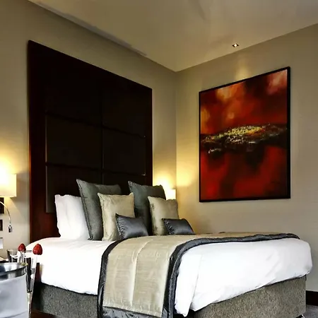 Hotel Leonardo Royal St Paul’s 4*