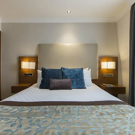 Otel Thistle Piccadilly 4*