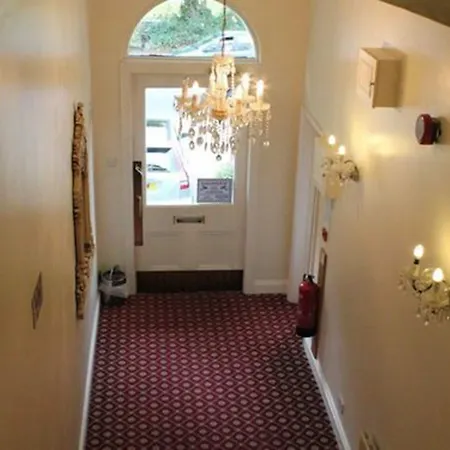 Grantly Hotel 3*
