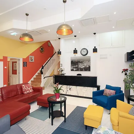 Grantly Hotel