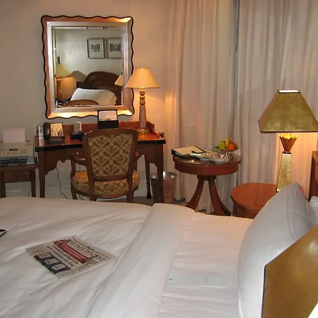 Hotel Claridge's, Maybourne Collection