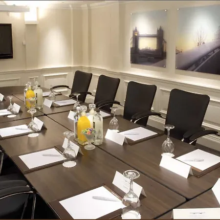 Bridge Hotel 4*