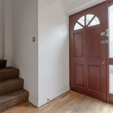 4 Bedroom Mews House In Kensal Rise Feriehus *