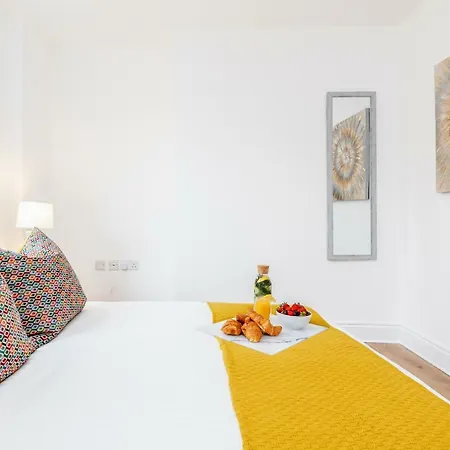 Bright&spacious 4beds - Kensington High Street-olympia Apartamento