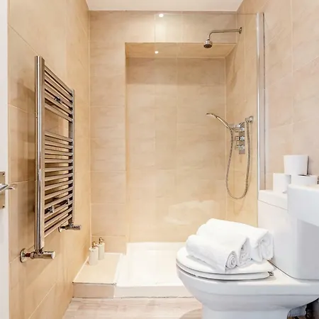 Bright & Spacious 4beds - Kensington High Street-olympia Apartment