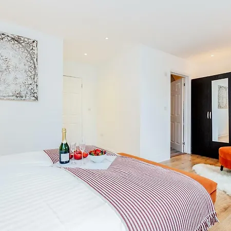 Bright & Spacious 4beds - Kensington High Street-olympia Apartment