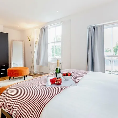 Bright & Spacious 4beds - Kensington High Street-olympia