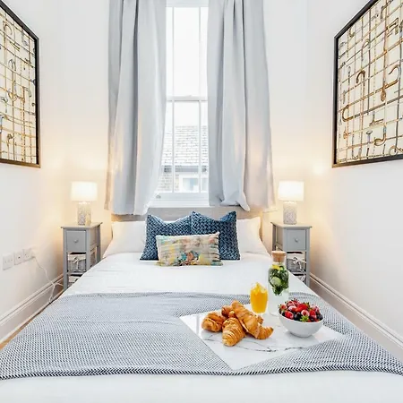 Bright & Spacious 4beds - Kensington High Street-olympia Apartment