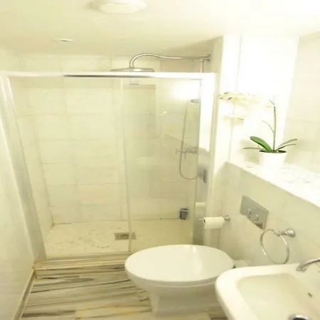 Apartahotel Private Westminster *