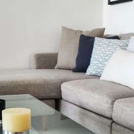 Apartment Stylish Near Central Free Wifi